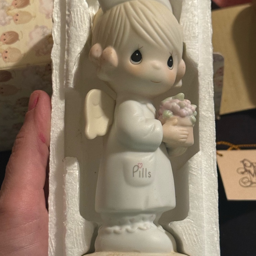Precious Moments “Angel Of Mercy” figurine 1986 vintage